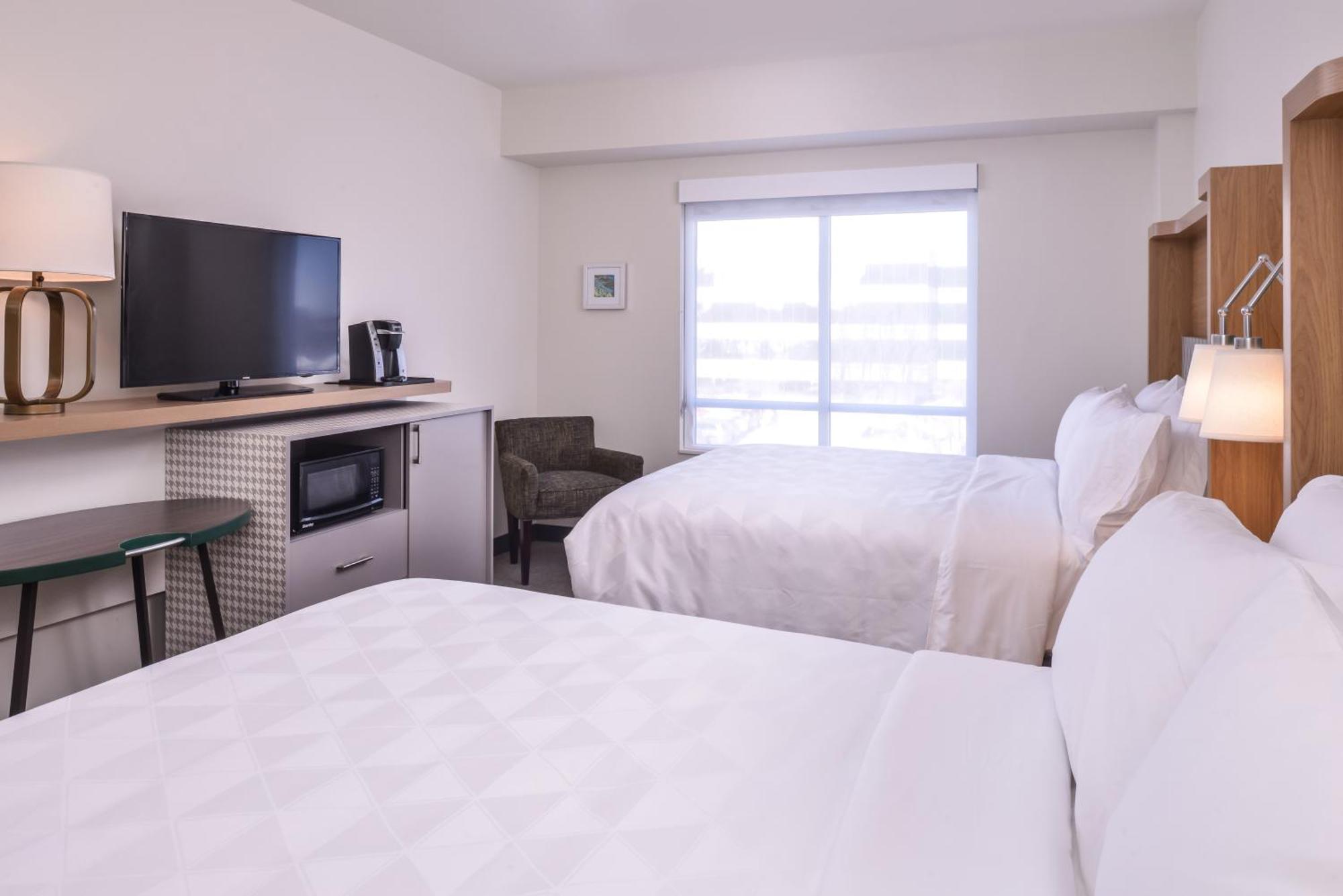 Holiday Inn Detroit Northwest - Livonia By Ihg Ngoại thất bức ảnh