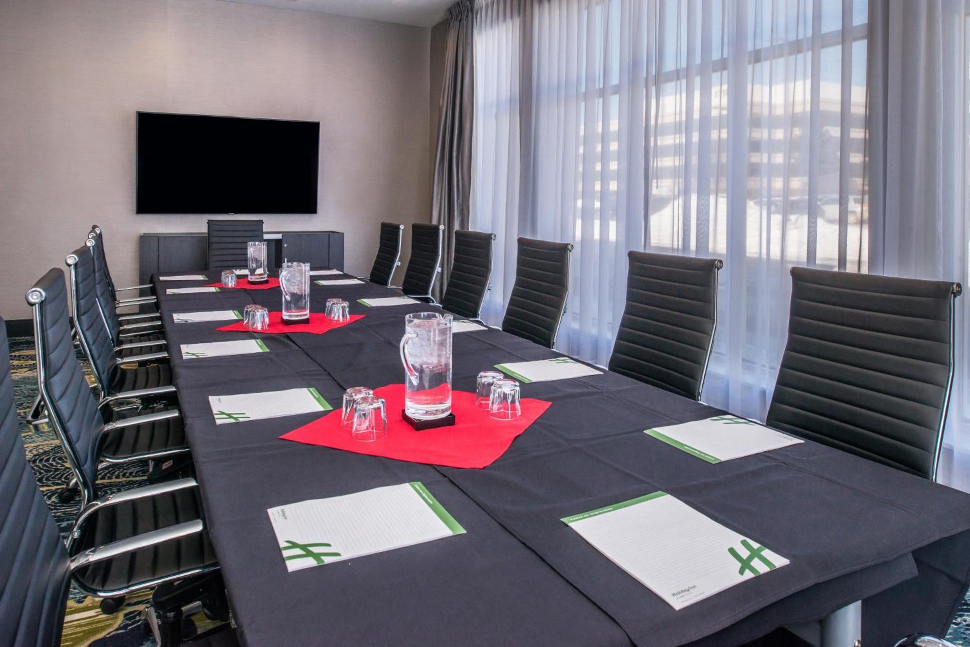 Holiday Inn Detroit Northwest - Livonia By Ihg Ngoại thất bức ảnh