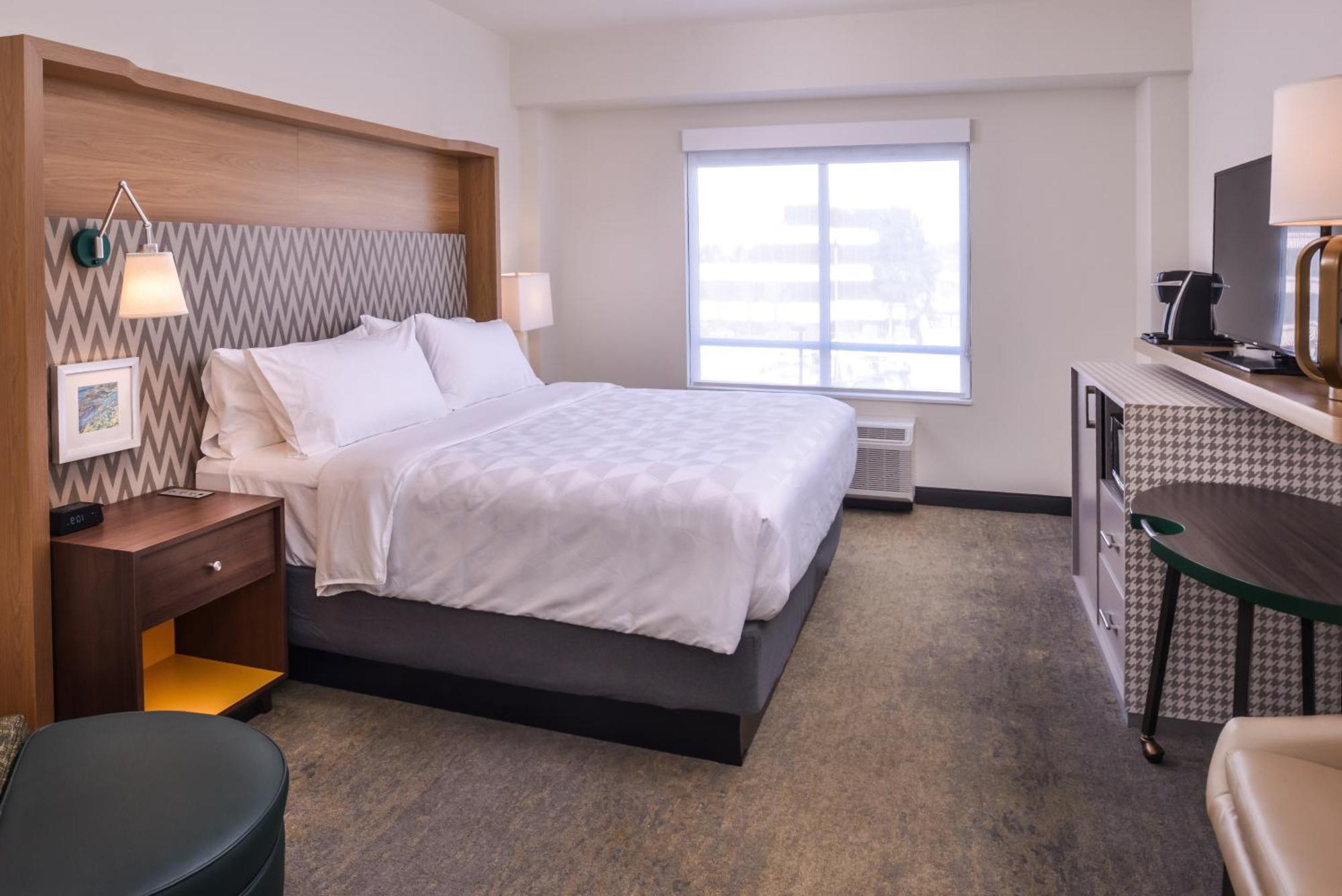 Holiday Inn Detroit Northwest - Livonia By Ihg Ngoại thất bức ảnh