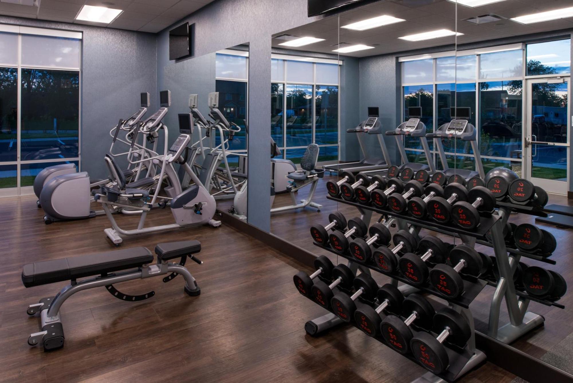 Holiday Inn Detroit Northwest - Livonia By Ihg Ngoại thất bức ảnh