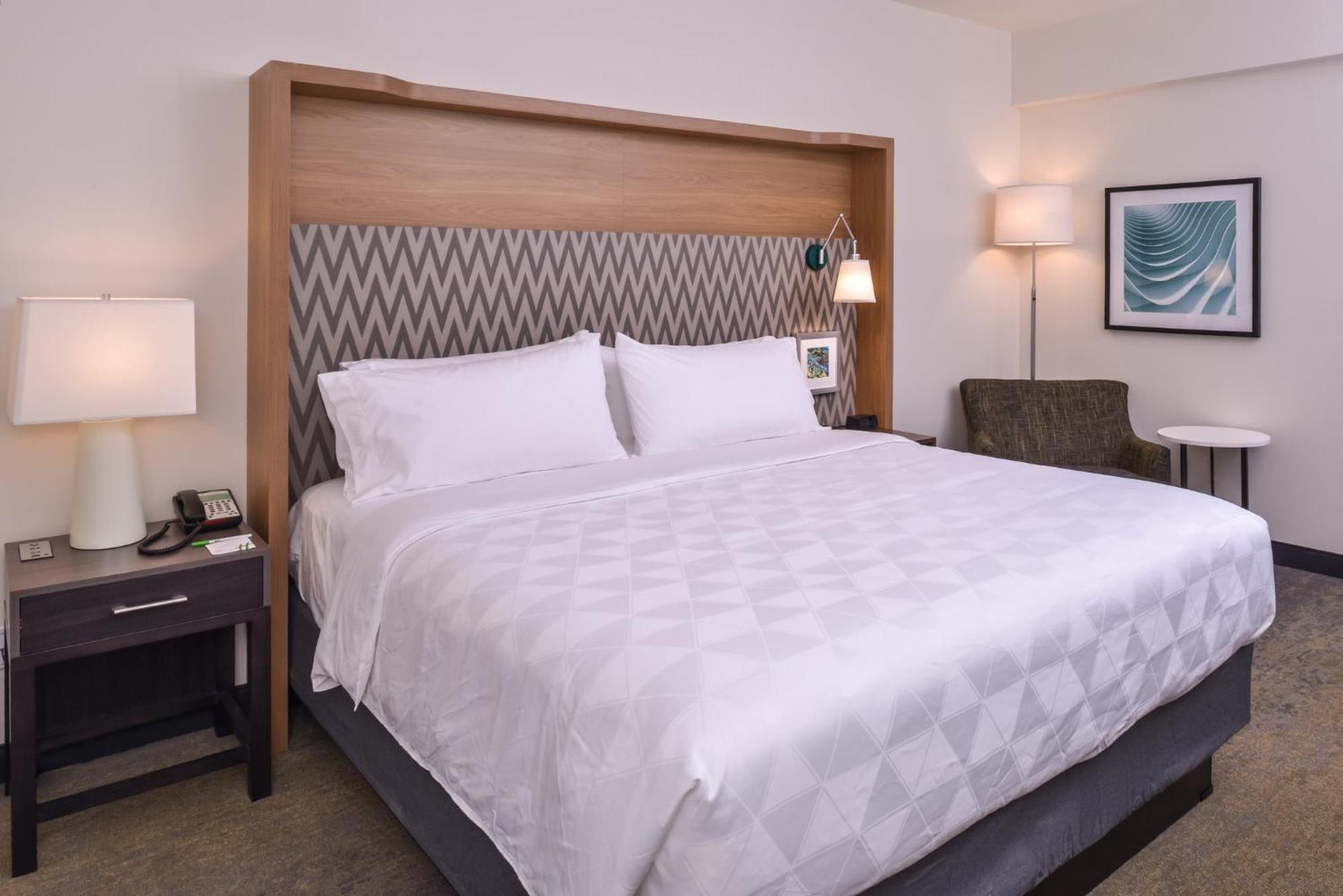 Holiday Inn Detroit Northwest - Livonia By Ihg Ngoại thất bức ảnh